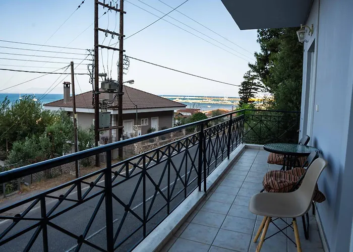 度假居 Among The Pines *