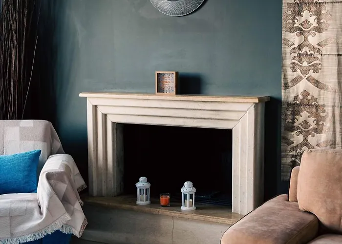 Among The Pines * Katakolo