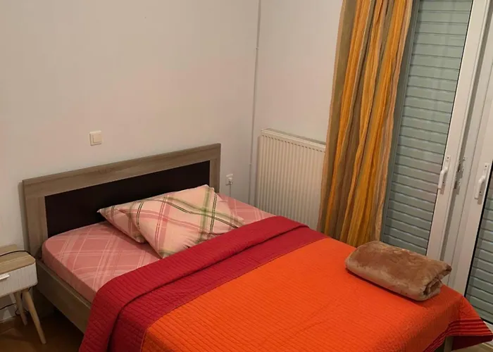 度假居 Among The Pines